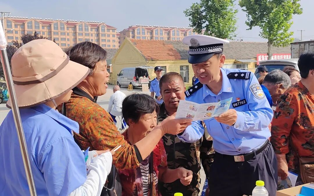核心价值·旗领威海丨威海环翠：公益大集进社区，为民服务零距离