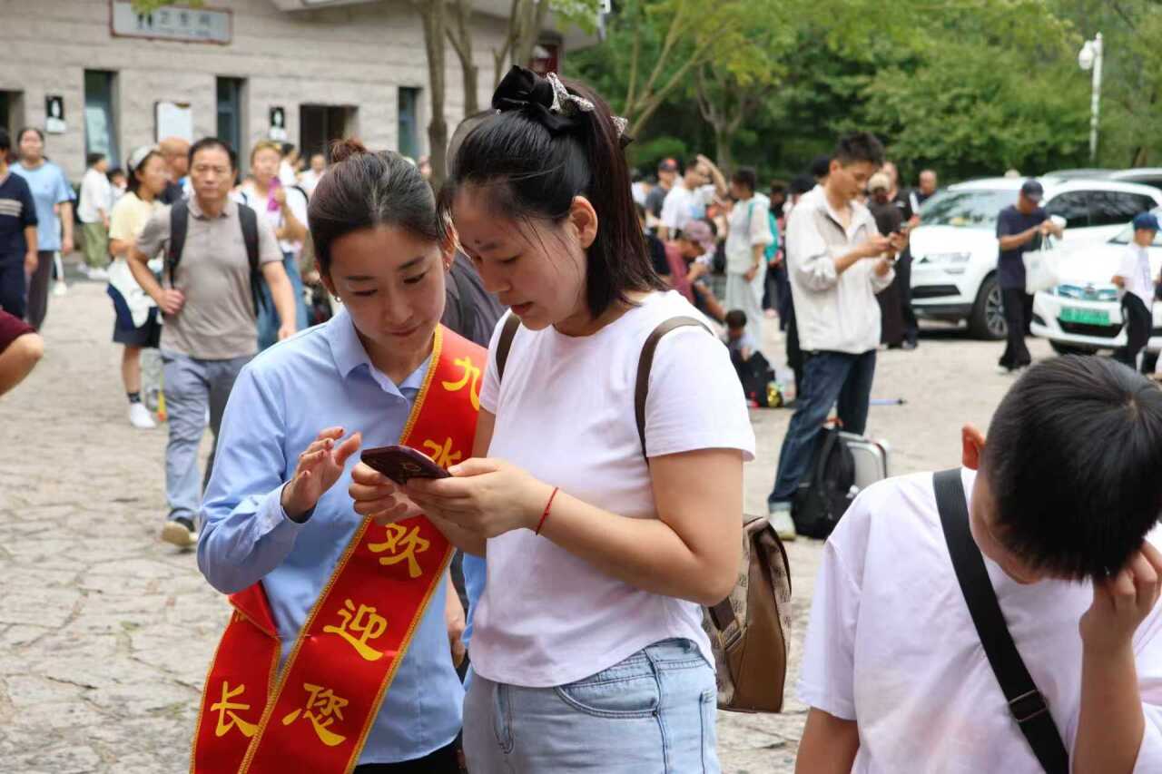 文化润物无声，服务温暖人心……把“崂山故事”定格在山海风光里