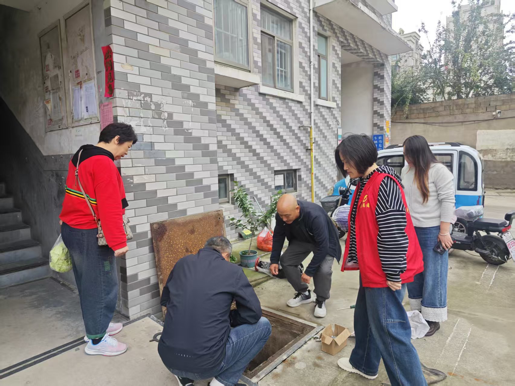 贴心更换“暖心阀”，平邑县平邑街道保障居民温暖过冬