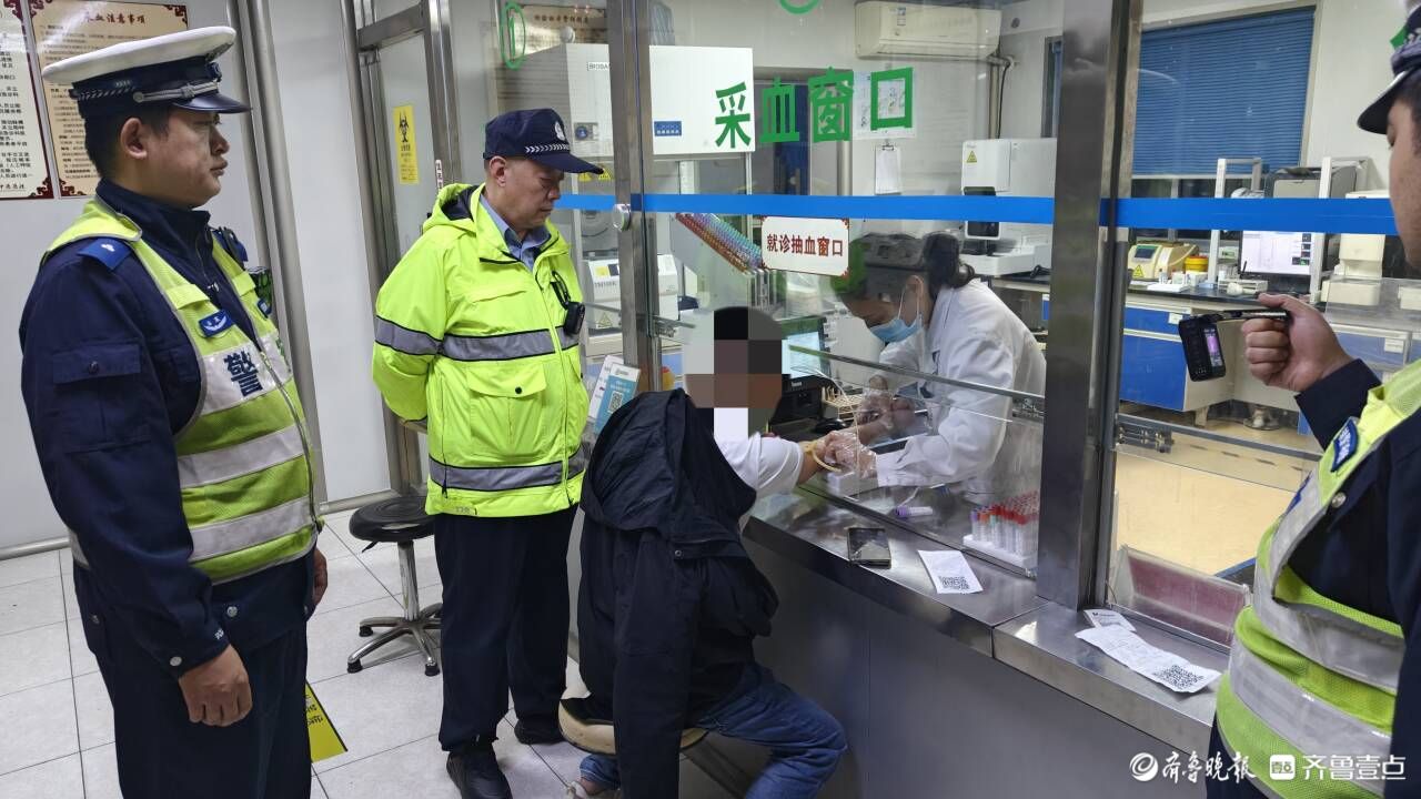 凌晨两点半，有人醉醺醺开车回家？接举报民警迅速查处
