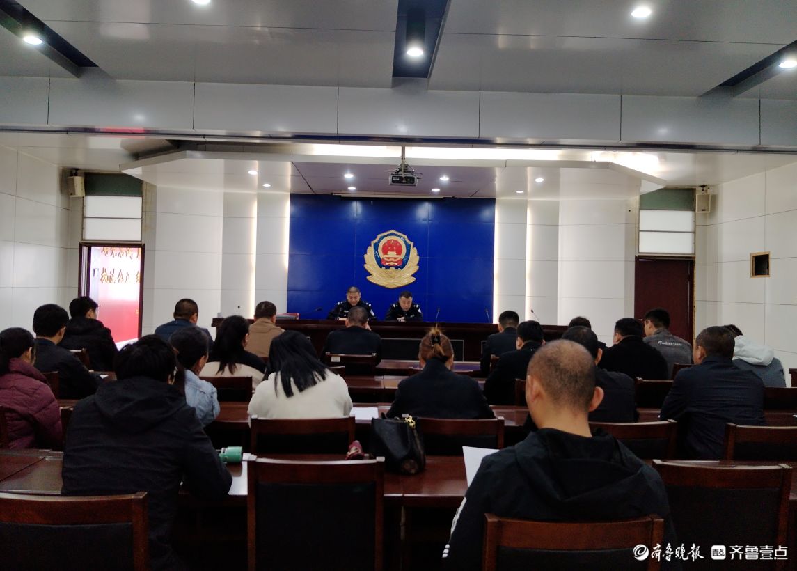 筑牢交通安全防线！冠县交警约谈重点运输企业 