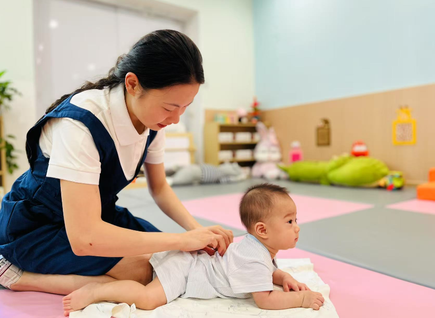 济宁创新上门托育服务模式，破解婴幼儿照护难题