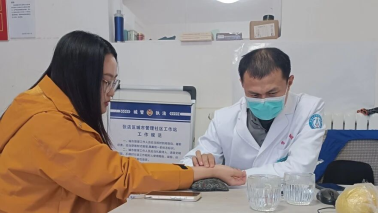 “家门口”的博士团队，为群众撑起“健康保护伞”