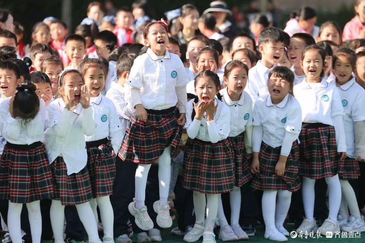汗水和笑声齐飞!望岳路小学秋日运动会“嗨”力全开