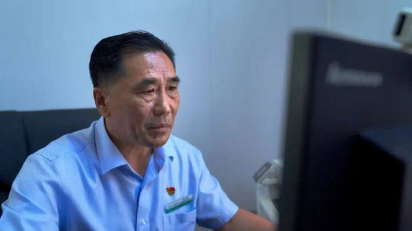 青蓝赓续润沃土，“老农金”精神传薪火