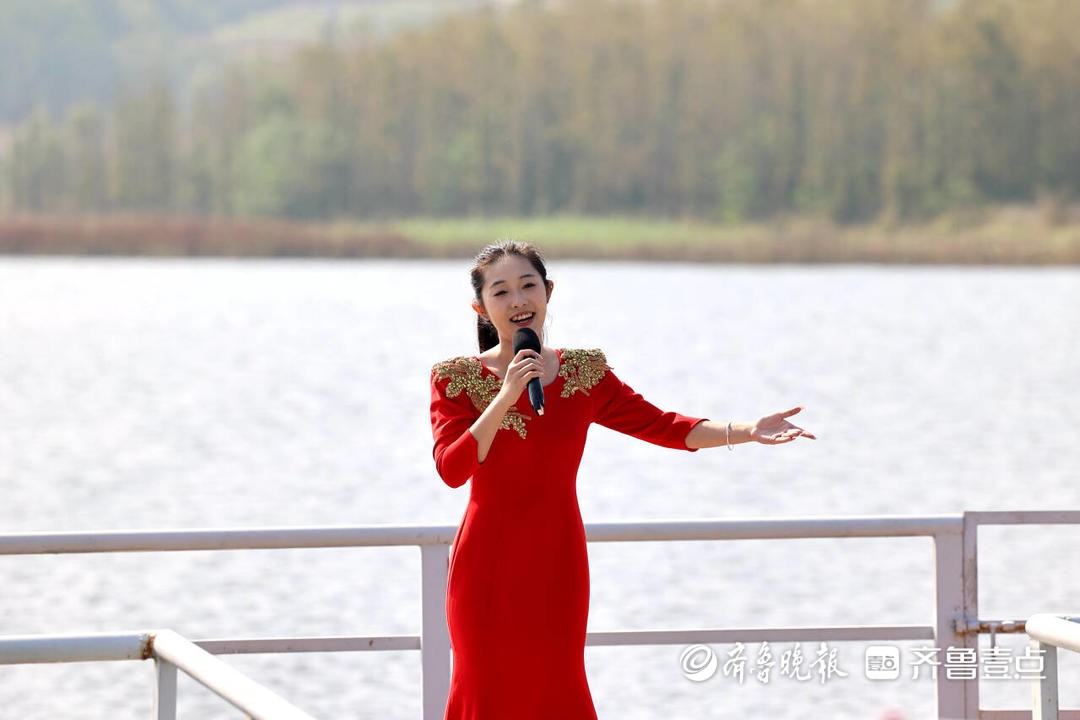 “花开西海岸·青春向未来”青岛西海岸大学生歌手巡演启动