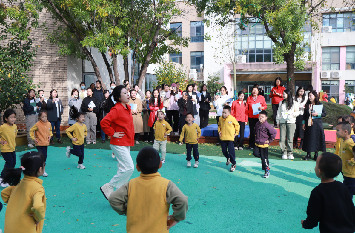 东营市春蕾幼儿园：沐浴阳光育童心 悦动春蕾展风采