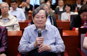 杨振宁先生生平