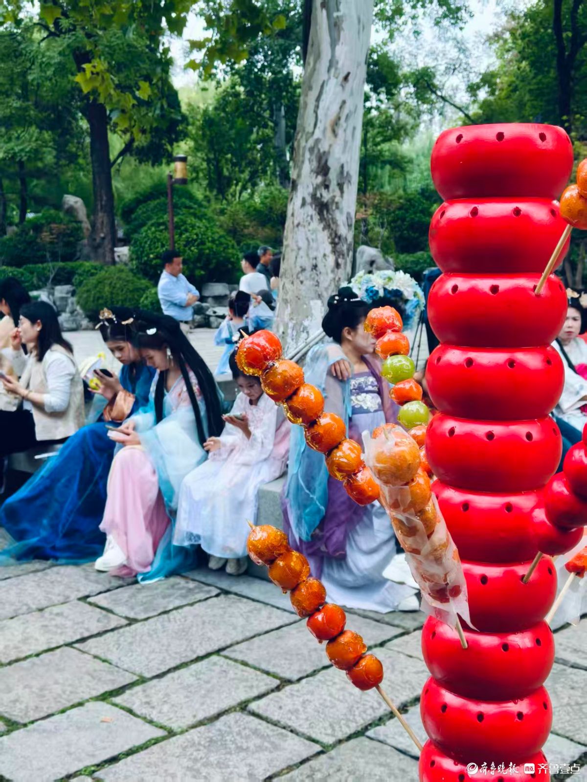 泉边的冰糖葫芦