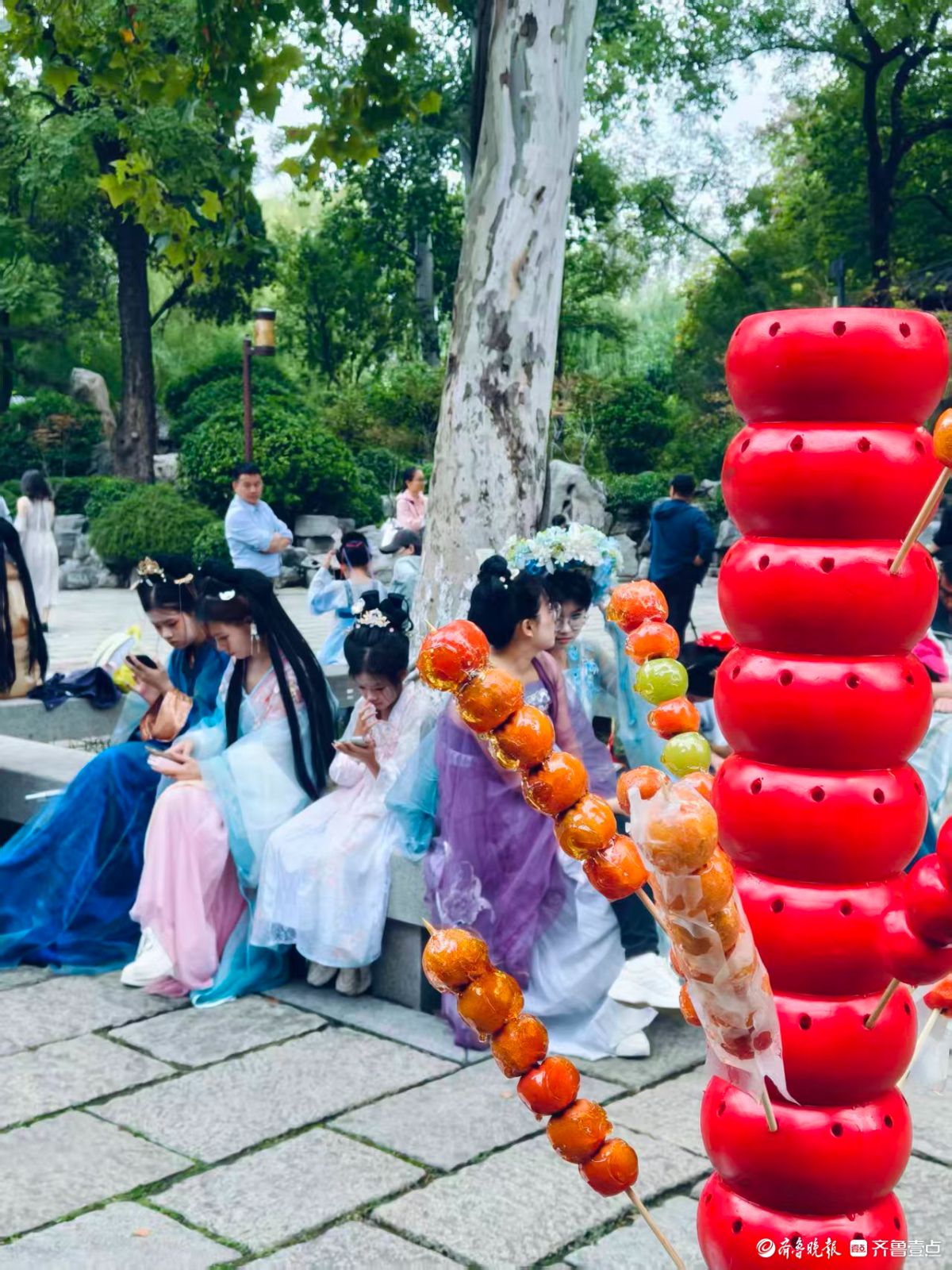 泉边的冰糖葫芦