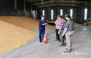 火焰蓝护航丰收路，山东消防全力助农抢收秋粮