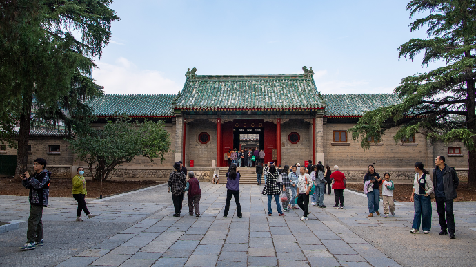 济南闹市中的神秘建筑，与世隔绝半个多世纪，如今终于敞开了大门