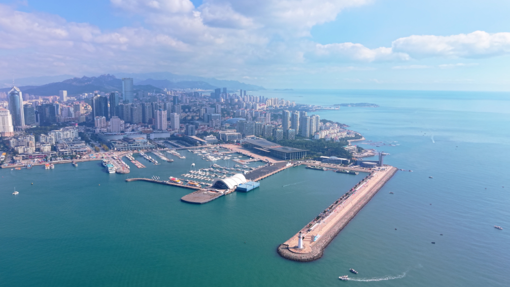 果然视频丨奥帆逐浪，空中视角解锁现代化青岛