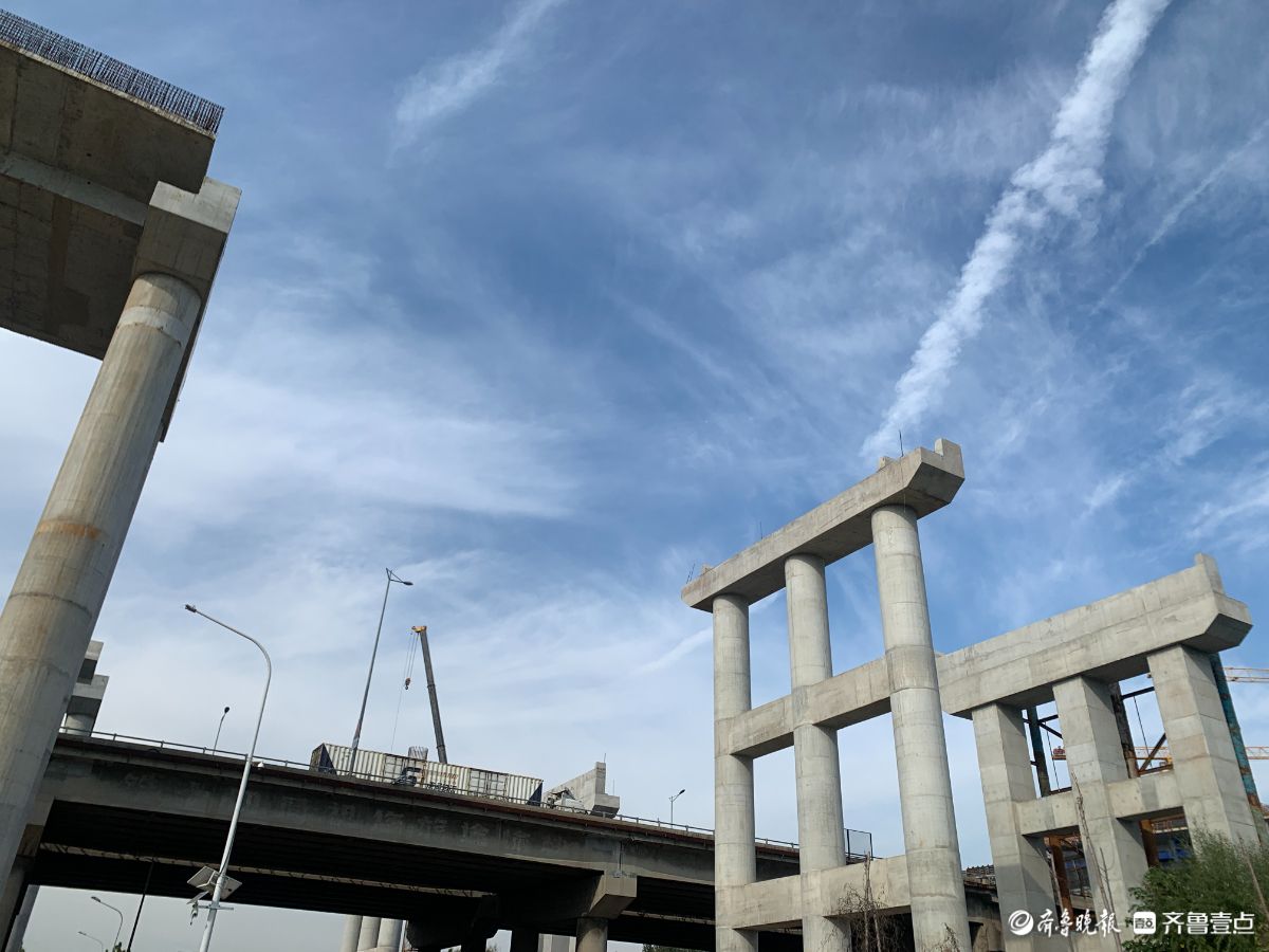 碧空蓝天抒豪情    