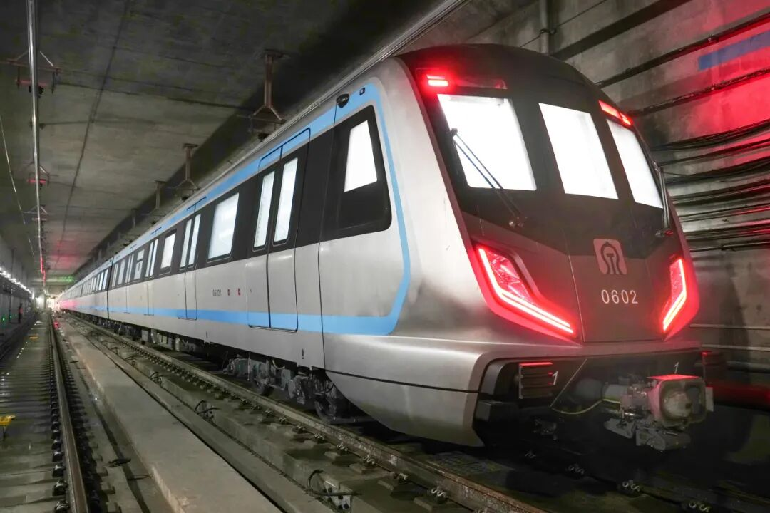壹探轨道|济南地铁空载试运行ing！新线列车什么时候能坐？