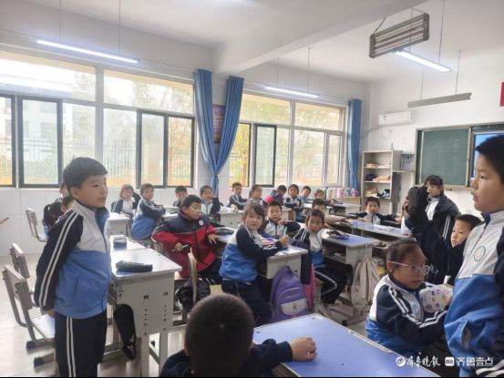趣味学英语，广平镇双庙魏小学开展英语主题活动