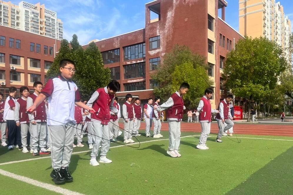 小组协作闯关！济南高新区黄金谷学校运动挑战赛欢乐来袭
