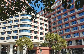 高校为专硕生租宿舍，能否缓解“住宿烦恼”?
