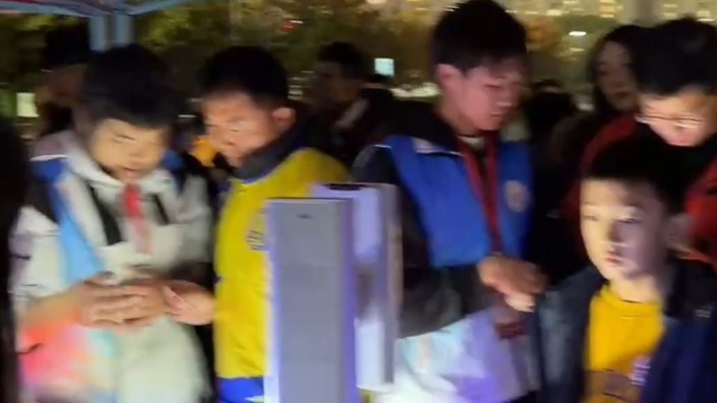 果然视频｜齐鲁超赛四强泰安主场，小孩哥小孩姐出动