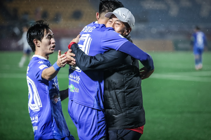 齐鲁超赛|半决赛首回合双双战平，决赛球队本周日拭目以待