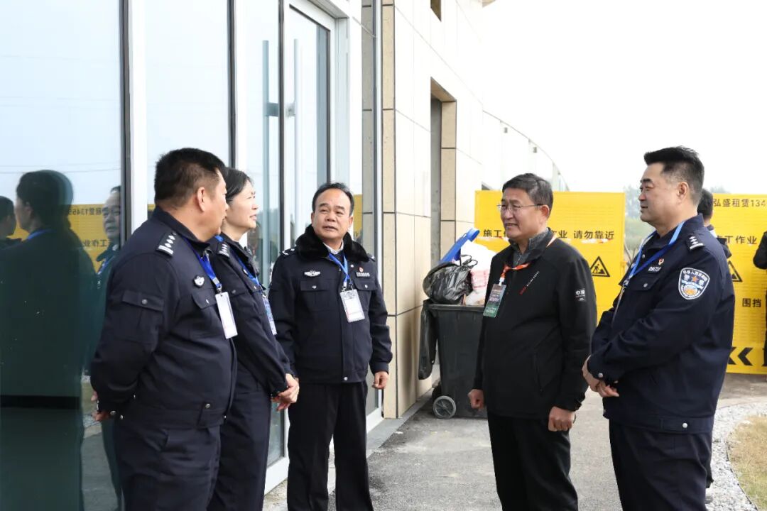 万人嗨唱“警”然有序--牡丹区交警奏响音乐节安保“最强音”