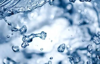 一到秋天就郁闷？可能是身体“缺水”了