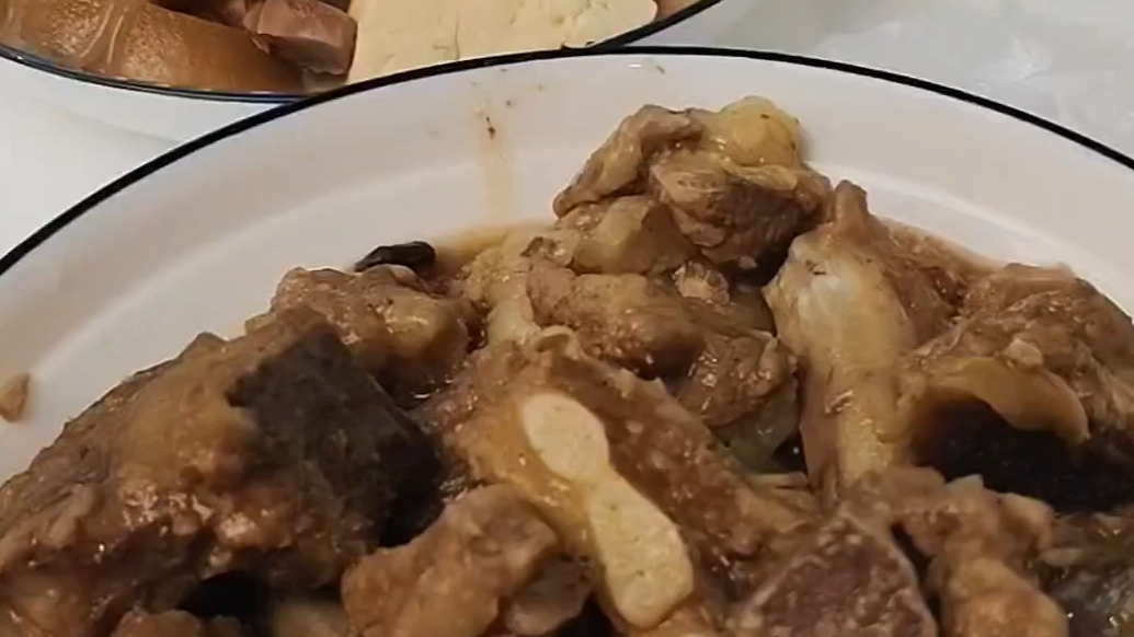 果然视频｜一道家常菜引发的感怀：生活变好了，勤俭家风不能丢