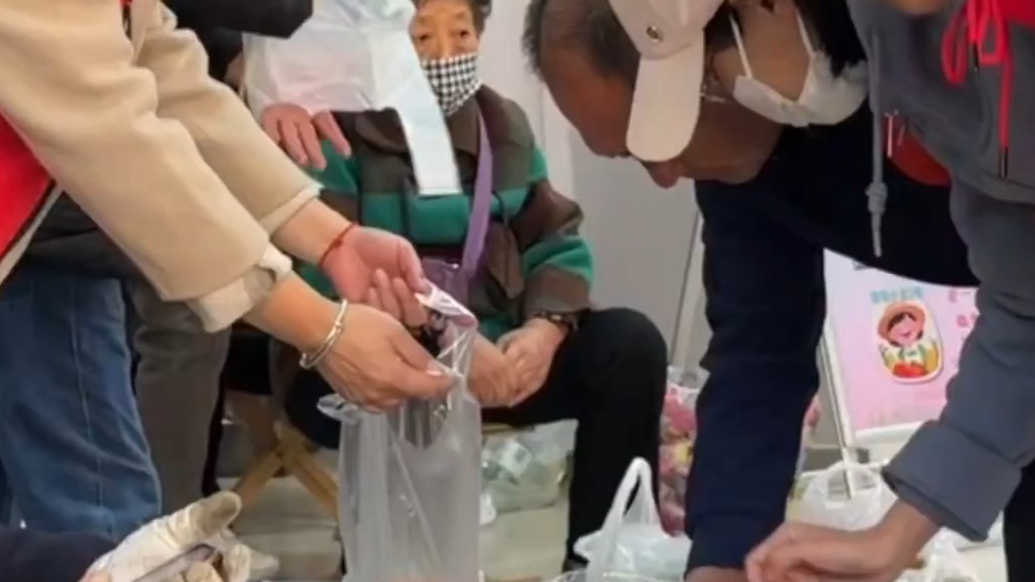 果然视频｜助农+惠民，烟台这个重阳助农集市搭起“暖心桥”