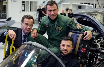 军情室|至少采购100架，乌克兰为何看上瑞典“鹰狮”?