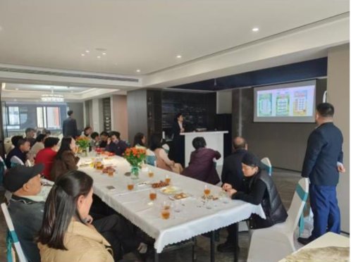 恒丰银行临沂分行开展“好品金融・暖护银龄” 主题活动 守护老年群体智慧生活与健康人生