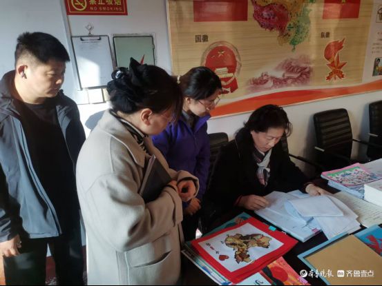 区视导组到新区小学开展教学视导工作