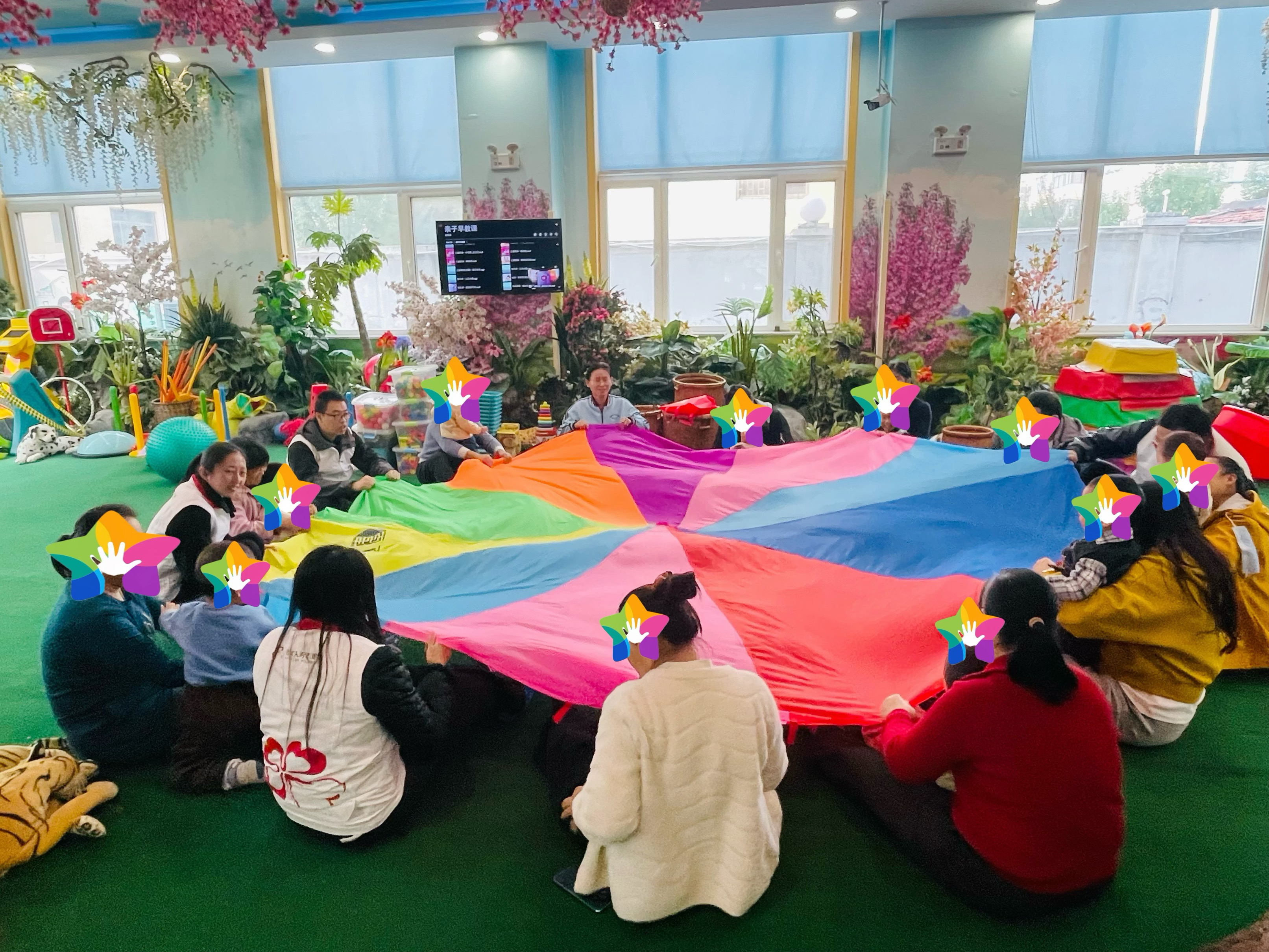 七彩时光 百年同行｜百年人寿聊城中支开展关爱“星童”公益活动