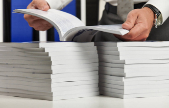 今天通知明天要，是对基层的“瞎折腾”