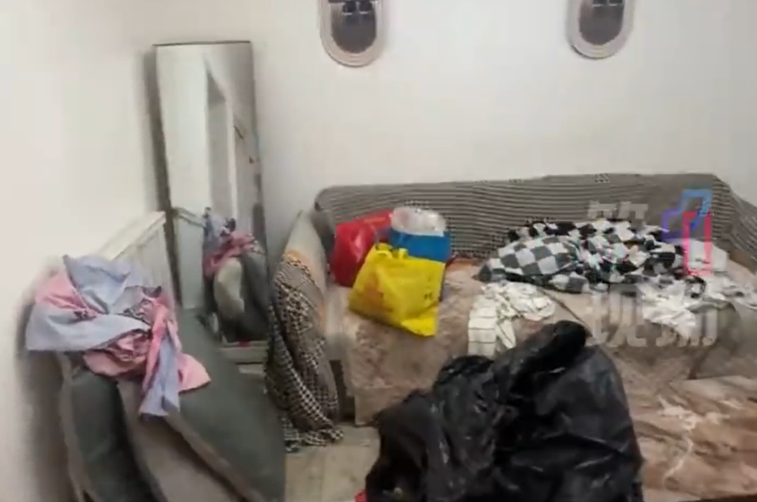 3女孩2个月将房子“住包浆”欠费跑路，损失谁来担？