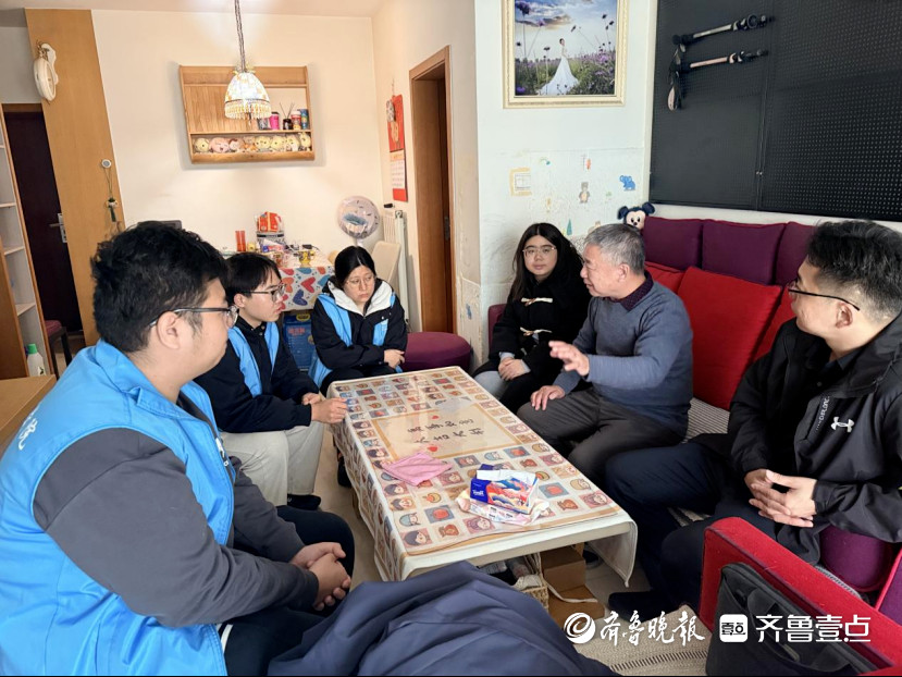 传承红色记忆，微光志愿者用青春传递红色故事