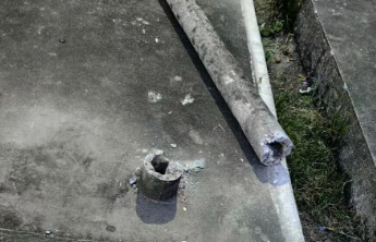 废弃电杆砸死过路女童，“无主”设施不能没人管