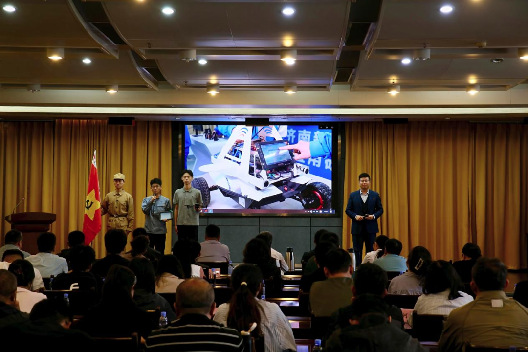 济南市技师学院党员教师积极参与市直机关优秀党课交流活动