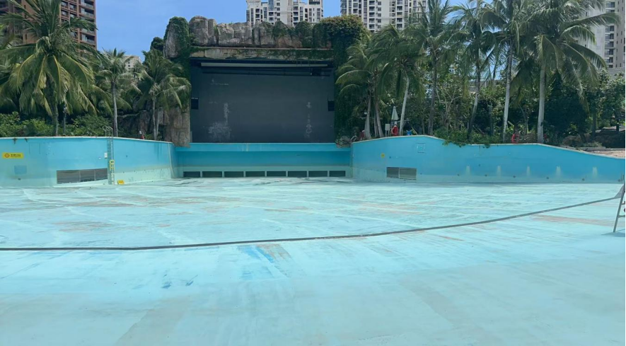 4岁幼童水乐园独自玩耍溺亡，调查报告：救生员未及时发现，亲属监护失职