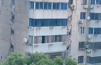 深夜突发！小区楼体开裂，官方：全部撤离！