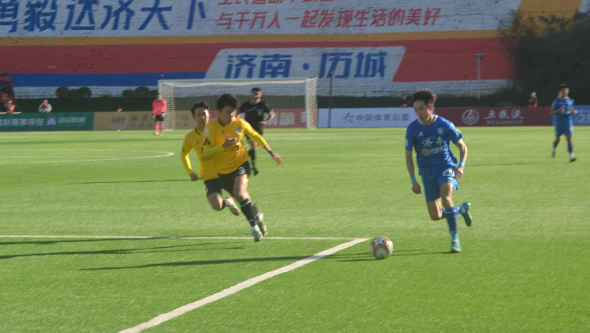 图集|泰安队客场2：1击败济南队，杀进齐鲁超赛决赛