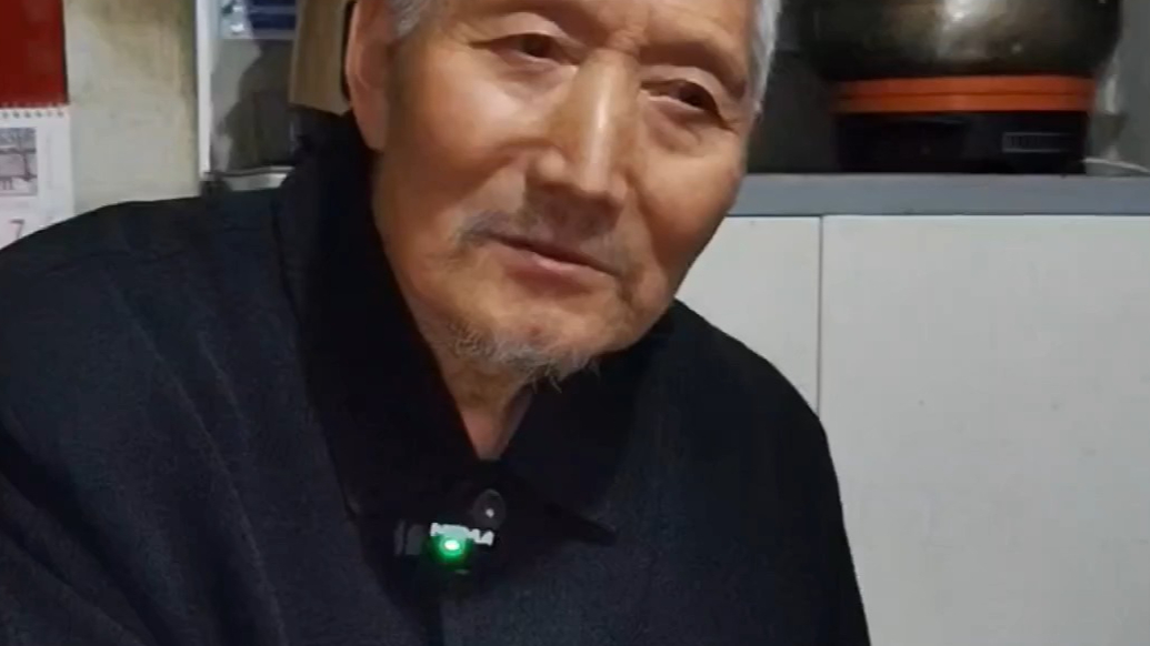 果然视频｜“数学手稿对我来说是生命”，保洁爷爷讲述手稿之重