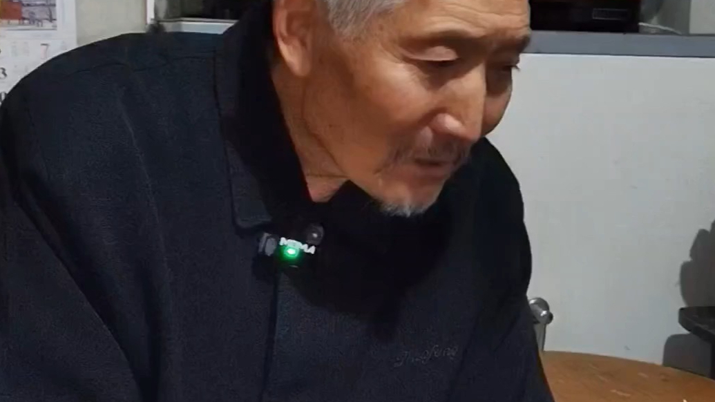 果然视频｜烟台72岁保洁爷爷：劝自己放下数学，却始终放不下