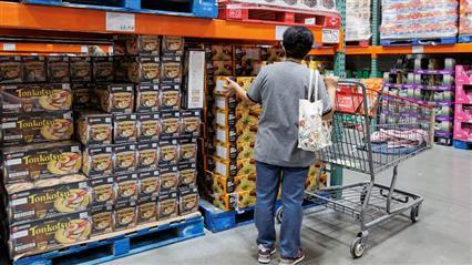 超七成加拿大人愿以“经济放缓”换取“减少对美国依赖”