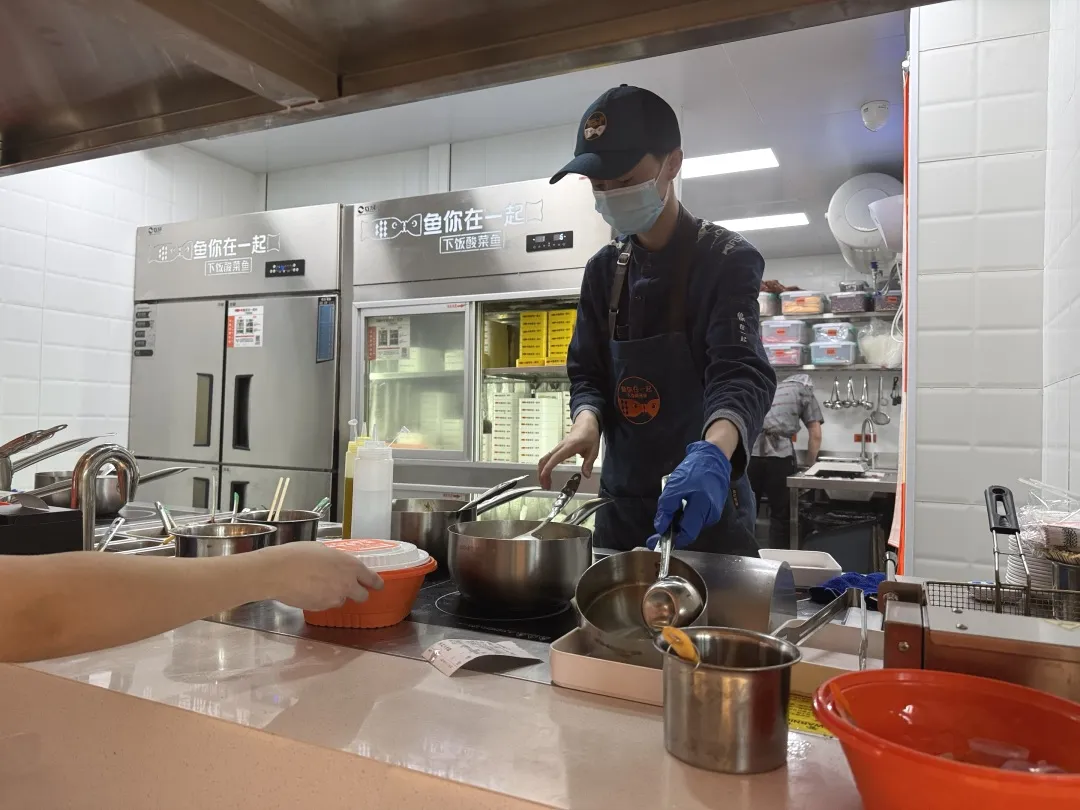 从国内到全球，鱼你在一起靠什么开出2500+门店？