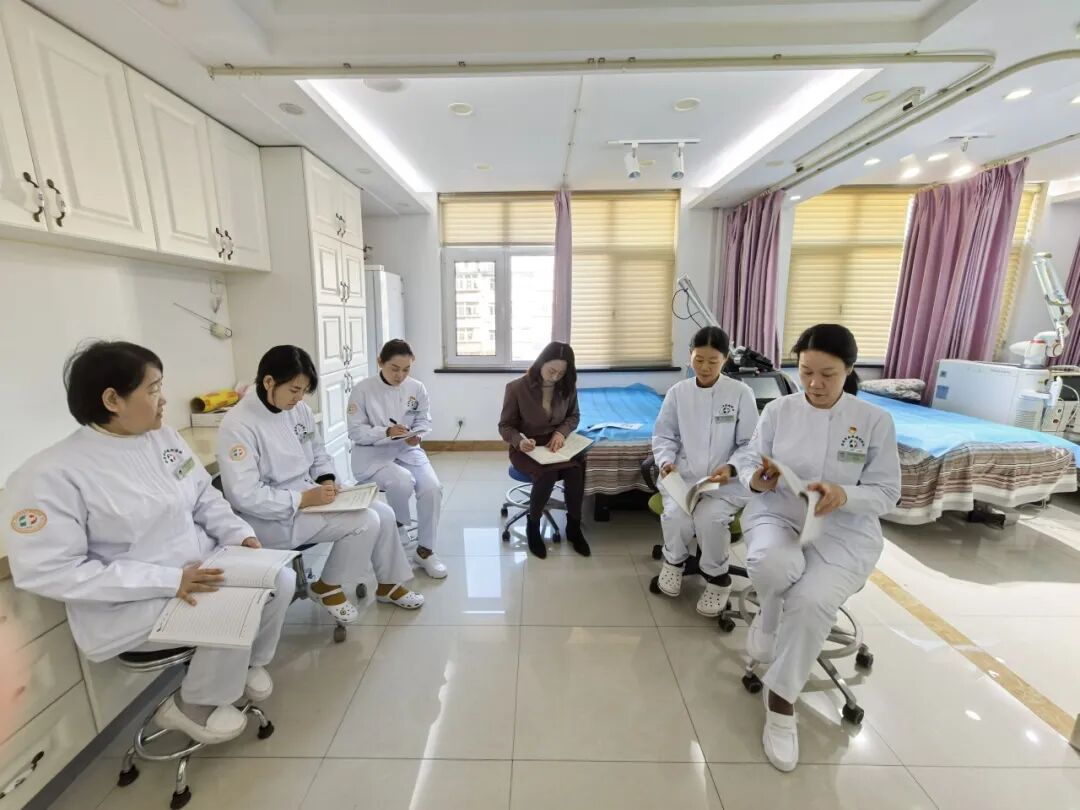 济南市皮肤病防治院“康美心护·科室聚智”头脑风暴活动启幕