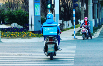 织密新就业形态劳动者职业保障网