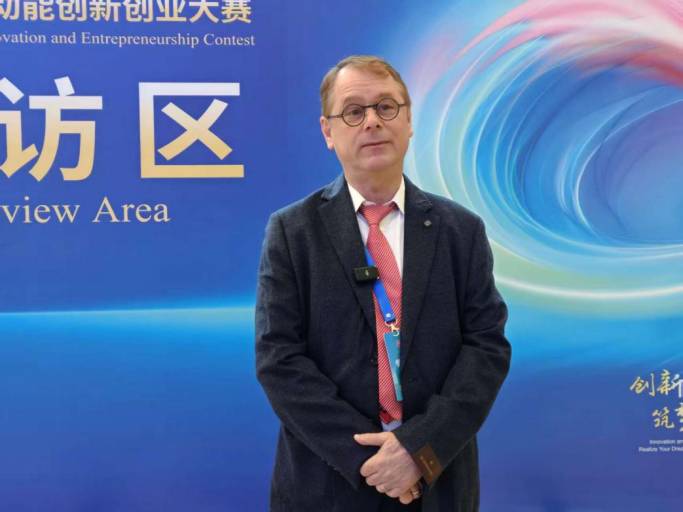 沃波特·弗朗西斯：济南以国际视野展现包容胸怀