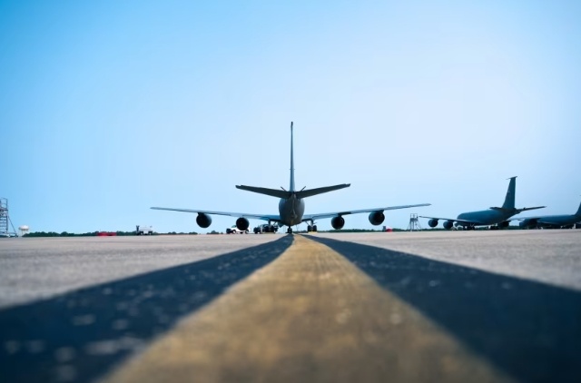 美一军事基地在收到“可疑包裹”后有多人被送医