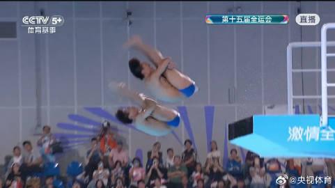 白钰鸣/杨昊双人10米台冠军