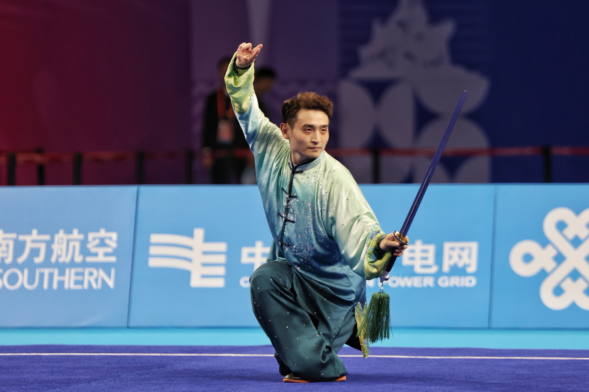十五运|侠客剑出鞘！男子太极拳太极剑全能决赛，山东刘德文夺金